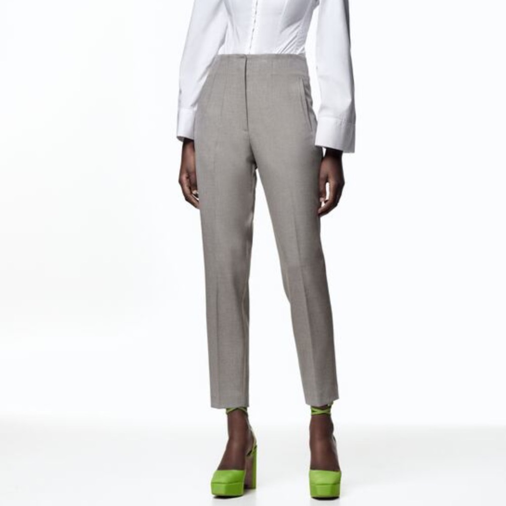 NWT Zara high waisted light grey Women’s work pant trouser size small